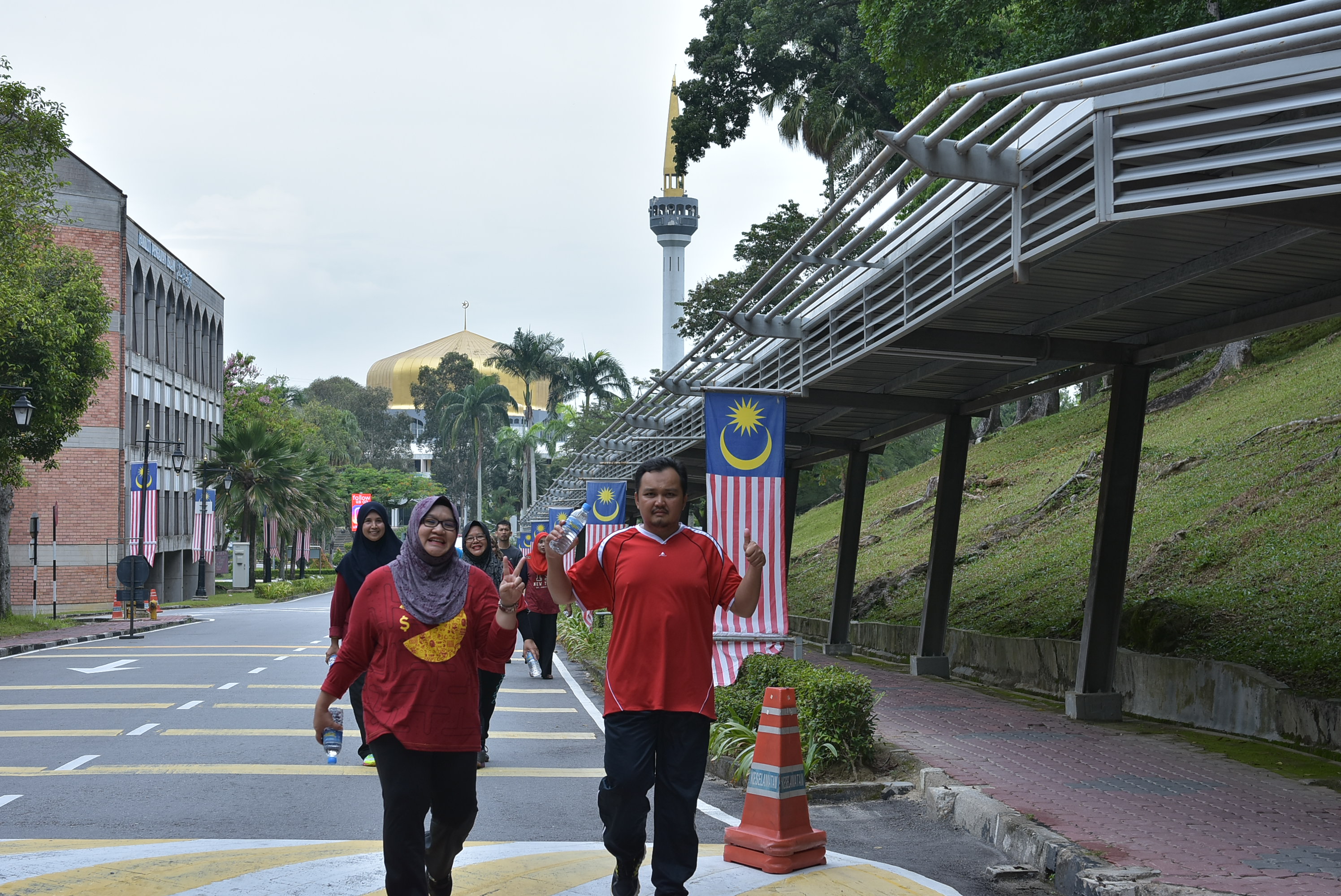 UKM 9476